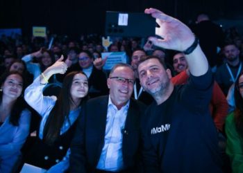 Krasniqi për rininë e PDK-së: Plot energji për fitoren e Bedri Hamzës, është djep i ëndrrave e guximit