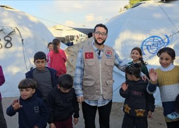 Kirurgu turk që arriti të hyjë në Gaza: Nevoja më urgjente në qytet është ushqimi dhe ila*çet