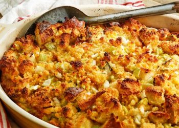 Përshesh me pulë dhe bukë misri, shije fantastike