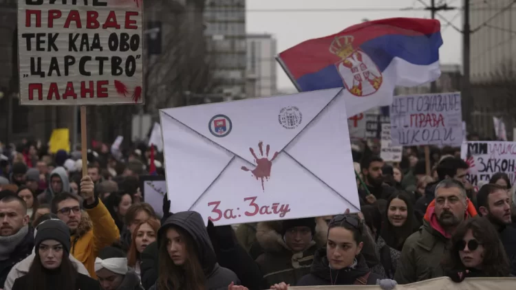 “15 minuta për 15 jetë”: Studentët në Serbi kërkojnë llogari për tragjedinë e Novi Sadit