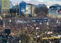Serbia nuk gjen qetësi, mijëra studentë protestojnë për të kërkuar përgjegjësi për incidentin në Novi Sad