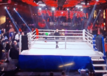 Hyri në ring me këngë kundër Kosovës, boksieri serb mposhtet nga ai shqiptar në Tiranë