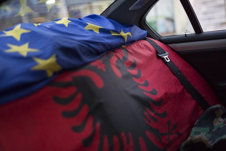 Javën e ardhshme, Shqipëria hap kapitujt e ri të negociatave për anëtarësim në BE