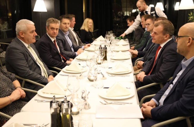 Ridley e Sveçla flasin për angazhimin e përbashkët në luftimin e kr*imit të organizuar