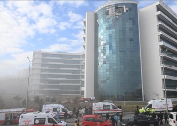 Türkiye, 4 persona humbin jetën nga rrëzimi i një helikopteri