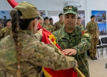 Ushtarët shqiptarë nderohen me Medaljen NATO për shërbim të shkëlqyer