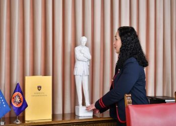 Osmani: Presidenti Rugova hodhi themelet e Kosovës së pavarur