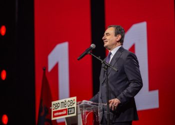 Kurti premton ndërtimin e kompleksit memorial në Reçak