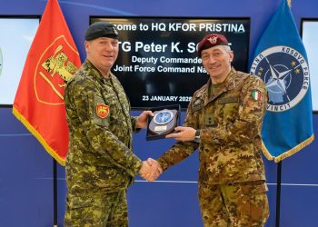Zëvendës Komandanti i NATO-s në Napoli vizitoi Bondsteel-in dhe Camp Film City në Prishtinë
