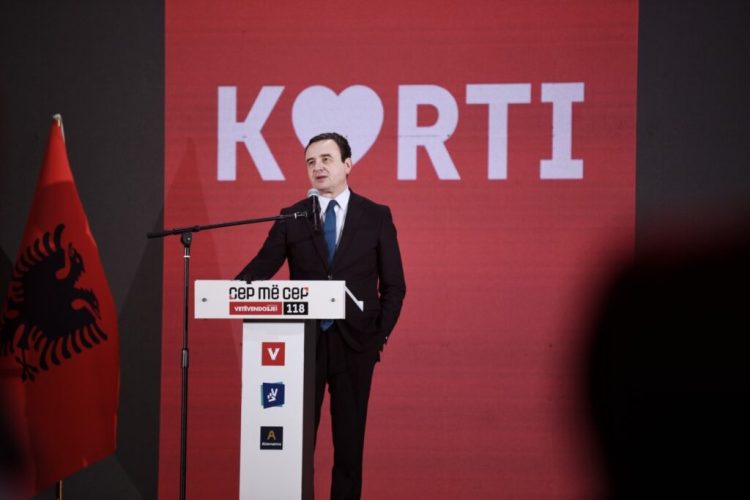 Kurti në Kastriot, premton punësimin e vajzave dhe grave në sektorin e energjisë dhe në KEK