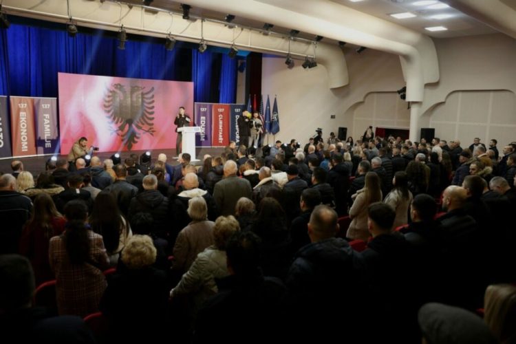 Haradinaj në veri: Mitrovica nuk është vetëm