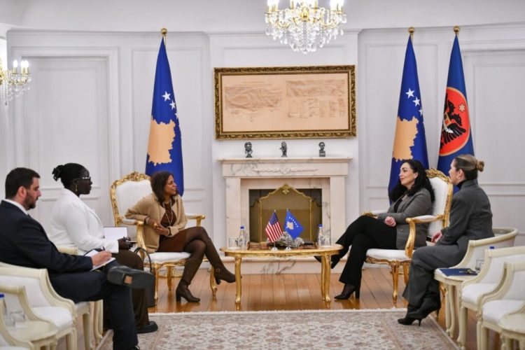 Osmani takoi zyrtaren e Ambasadës Amerikane, shpreh gatishmërinë për thellimin e partneritetin me administratën e re