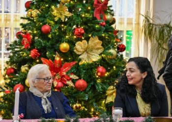 Osmani ka vizituar Shtëpinë e të Moshuarve në Prishtinë