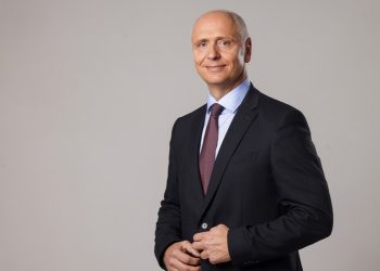 Donika Gërvalla uron Kapetanoviqin për detyrën e re