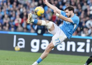 Te PSG të sigurt për transferimin e Kvaratskhelia nga Napoli