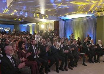 Koalicioni për Familjen në Pejë premton subvencione për fëmijë