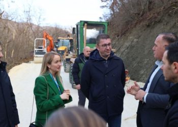 Mickovski: Autostrada Shkup-Bllacë është në interes të Maqedonisë së Veriut
