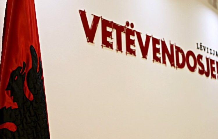 Vetëvendosje reagon ndaj deklaratave të kryetarit Muhaxheri në Pejë