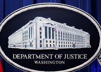 Departamenti i Drejtësisë shkarkon punonjësit e përfshirë në hetimet ndaj Presidentit Trump