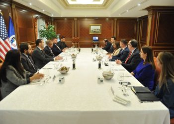 Oda Ekonomike Amerikane takohet me Verman dhe Kasanofin, flasin për bashkëpunimin ShBA-Kosovë