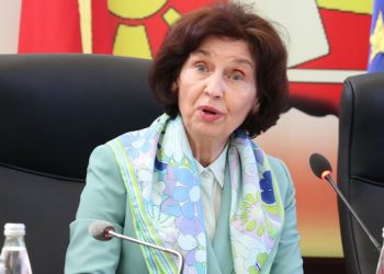 Siljanovska-Davkova reagon ndaj komenteve të politikanit bullgar për aneksimin e Maqedonisë së Veriut
