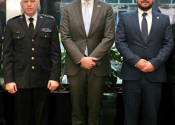 Maqedonci e Jashari takohen me Kasanofin, FSK në misione ndërkombëtare me trupat amerikane