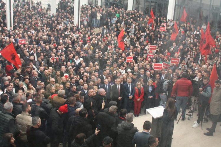 Grainca e VV-së: Mbështetje masive e qytetarëve në Viti na detyroi ta mbajmë tubimin jashtë