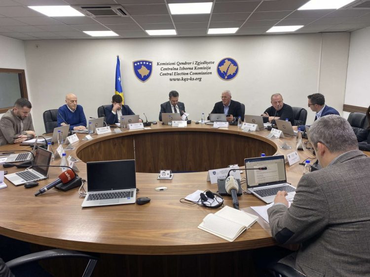 Miratohet dizajni i fletëvotimit të 9 shkurtit, jo edhe buxheti për grupet parlamentare