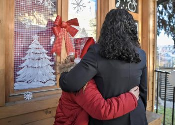 Osmani, viktimave të dhunës në familje: S’jeni vetëm në këtë përballje