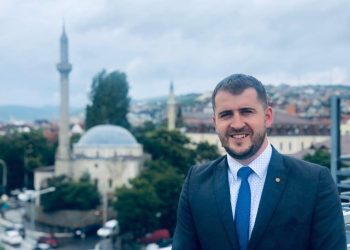 Lushtaku i reagon Kurtit për deklaratën ‘fetë erdhën e shkuan’