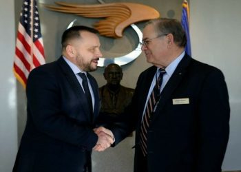 Maqedonci në SHBA: Kosova do të ketë helikopterë ‘Black Hawk’
