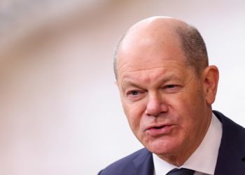 Scholzi nuk pret që SHBA të ndalojë ndihmën për Ukrainën nën drejtimin e Trumpit
