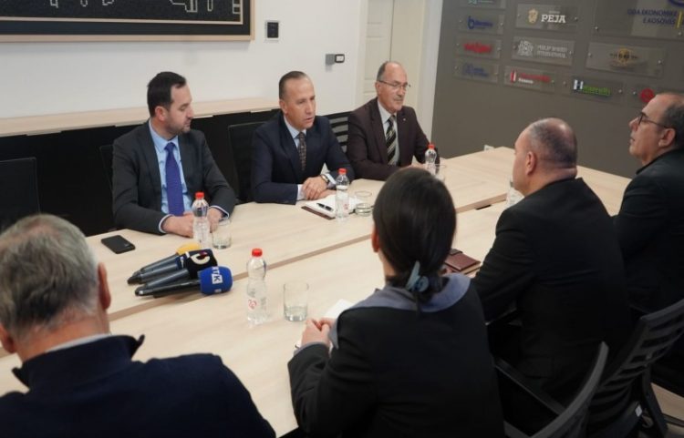 Lista për Familjen me takime te OEK dhe Shoqata e Pensionistëve