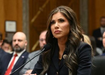 Katër zgjedhje të Trump konfirmohen në detyrë/ Senati amerikan miraton Kristi Noem për postin e Sekretares së Sigurisë Kombëtare