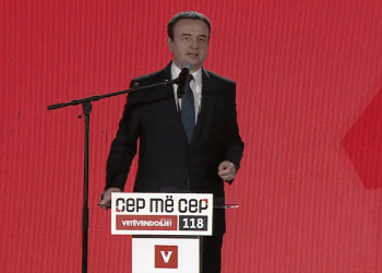 Kryeministri Kurti në Malishevë: Dora e mirë e shtetit do të rehabilitojë rrugën Arllat-Malishevë dhe Kijevë-Malishvë