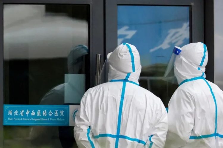 CIA nxjerr raportin që thotë se COVID-19 mund të ketë dalë nga laboratori