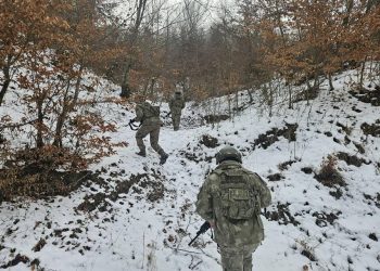 Ushtarët turq patrullojnë në veri të Kosovës