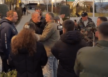 Mbërrin në Kosovë ish-ushtari i UÇK-së që u arrestua para një viti në Serbi