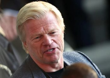 Oliver Kahn përgatit një blerje të papritur të klubit historik francez