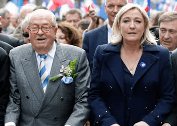 Vdes babai i Marine Le Pen, kush është politikani i e*kstremit të djathtë që ‘trazoi’ Francën