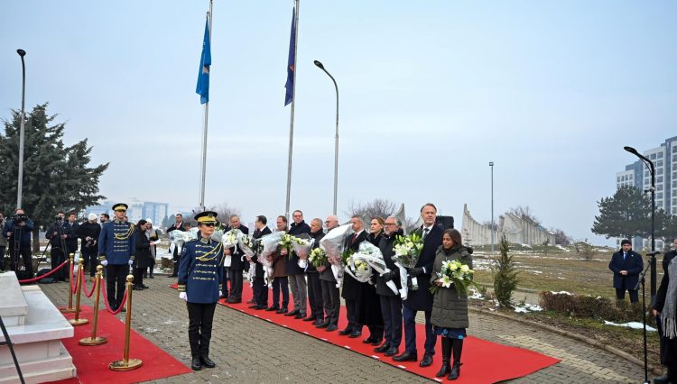 Ambasada amerikane: Vizioni i Rugovës, inspirim në Kosovë dhe kudo në botë