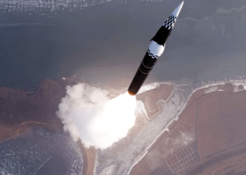 Demonstrim force në Azi, Koreja e Veriut lëshon raketa me rreze të shkurtër