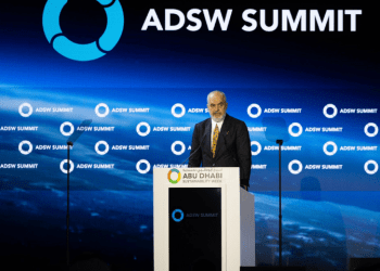 Marrëveshja me Italinë dhe Emiratet Arabe për kabllot nënujorë, Rama: Shqipëria, lojtar kyç në rajon për energjinë