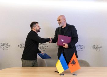 Rama takohet me Zelenskyn, nënshkruajnë marrëveshje të rëndësishme për sigurinë