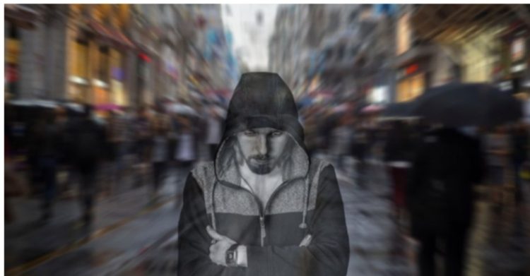 Depresioni mund të kontribuojë në humbjen e kujtesës dhe anasjelltas