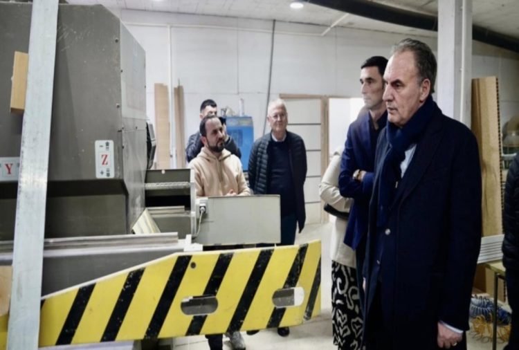 Limaj: Prodhuesit vendorë janë baza e forcimit të shtetit