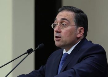 Spanja: Banorët e Gazës duhet të qëndrojnë në Gaza
