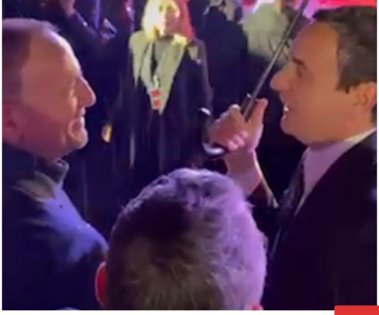 Taravari me Kurtin: Shi e bereqet nga Vushtria e cep më cep të Kosovës