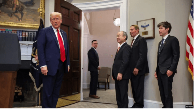 Presidenti Trump sinjalizon qëndrim agresiv në garën me Kinën mbi inteligjencën artificiale