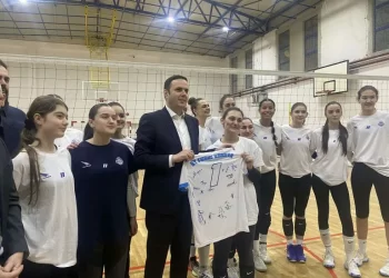 Abdixhiku premton ndërtimin e Sallës Kombëtare të Sporteve në Bërnicë me 8 mijë ulëse